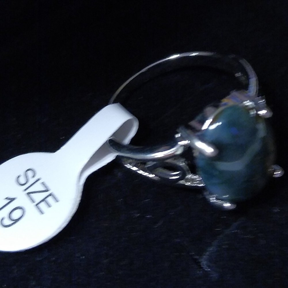 Ring - Picture 2 of 3